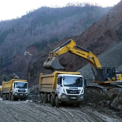 İnşaat Projelerinde Kiralık İş Makineleri Seçerken Dikkat Edilmesi Gerekenler